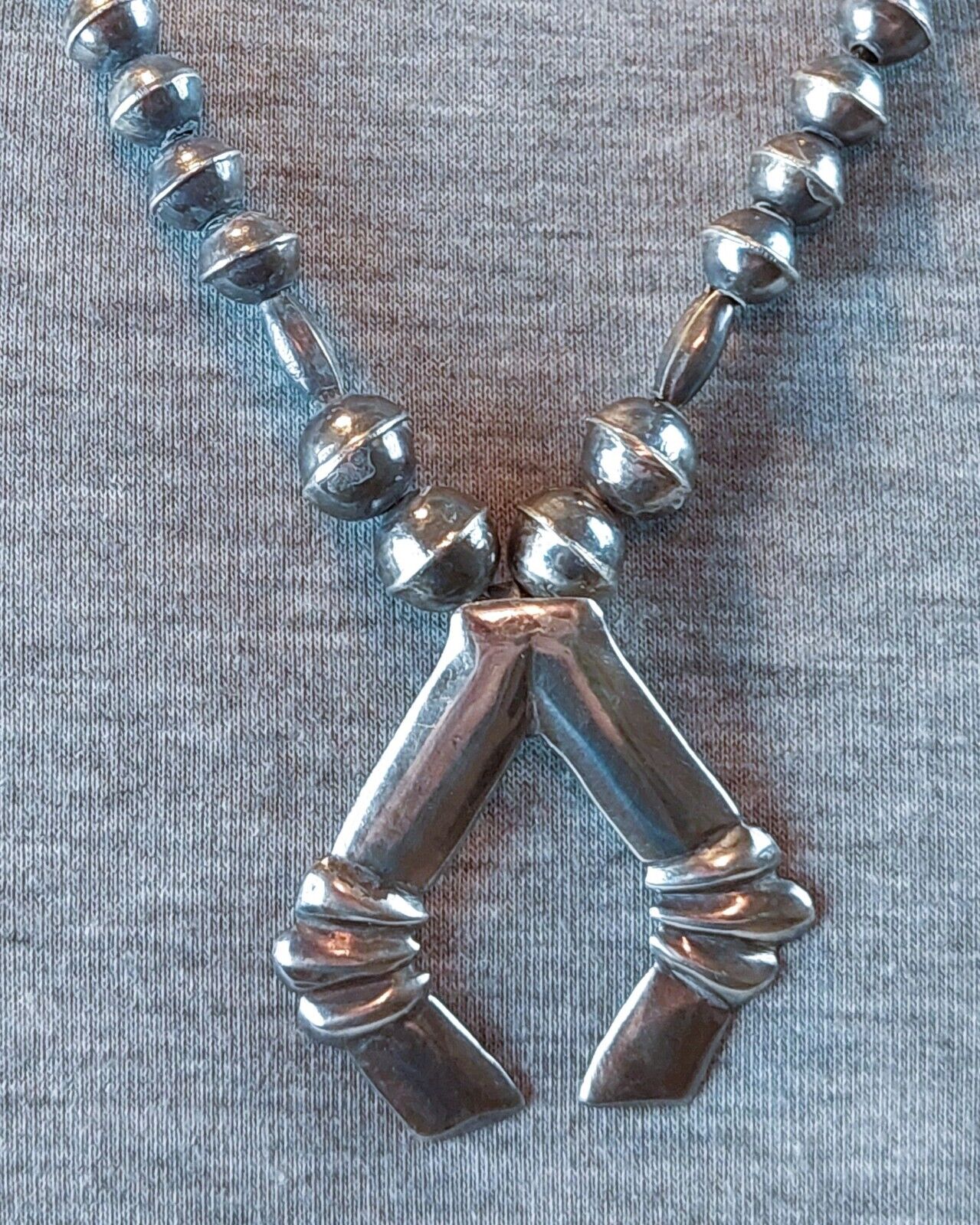 Old Pawn Navajo Sterling Silver Barrel & Bench Bead Necklace with Pendant