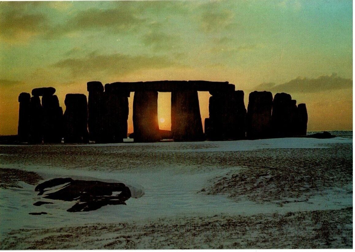 Two Vintage Postcards, Stonehenge, Wiltshire,  1973 and 1976, 4x6, Not used