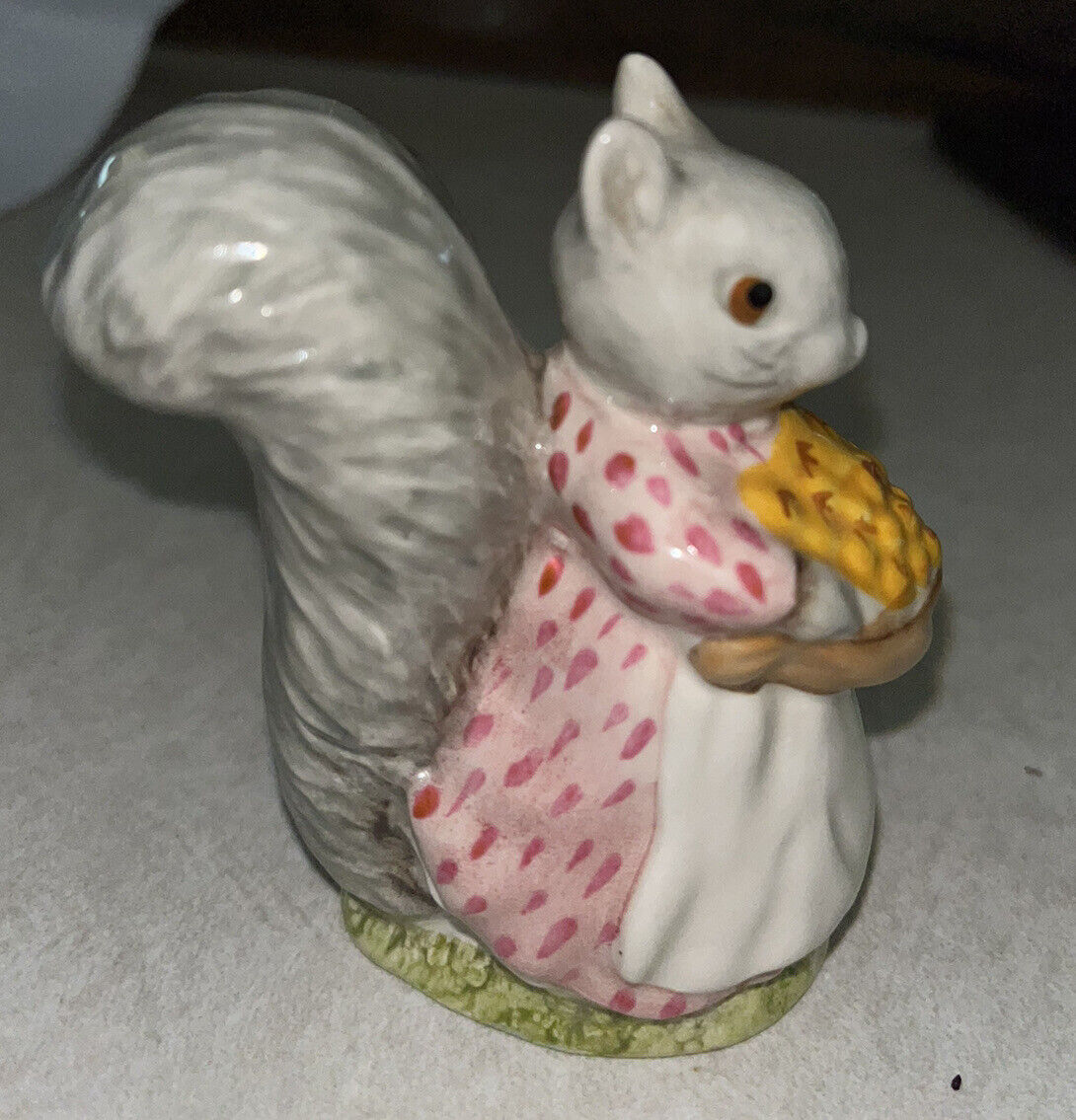 Vintage Beatrix Potter Goody Tiptoes Squirrel With Nuts3 1/2” Tall