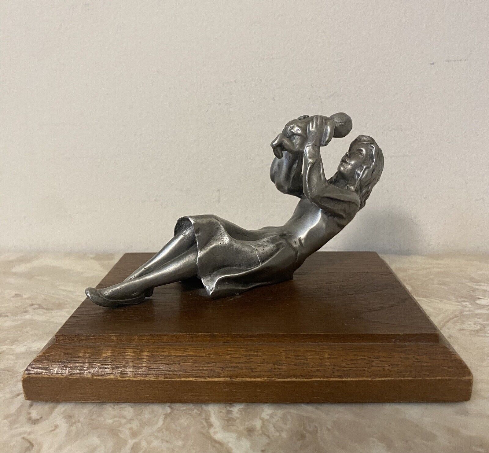 Mother’s Day Pewter Sculpture 301/2500 Signed By Artist Mother Baby Figurine