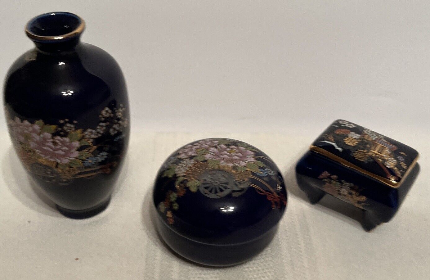 3 Vintage Japanese Set Ginger Jar/Vase/Trinket Case Cobalt Blue Wagon Floral
