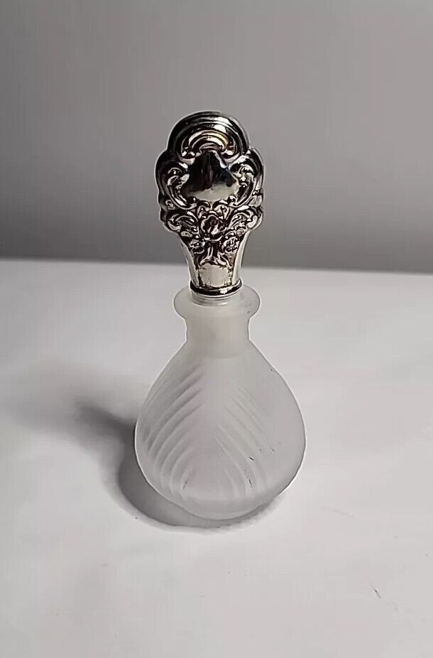 Vintage Hong Kong Pressed Glass Perfume Bottle Ornate Silver Plate Metal Dauber