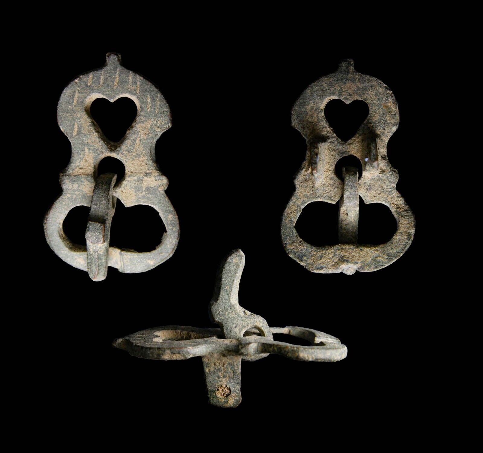 Certified Ancient Roman Artifact Antiquity Heart Shaped Belt Buckle Imperial Era
