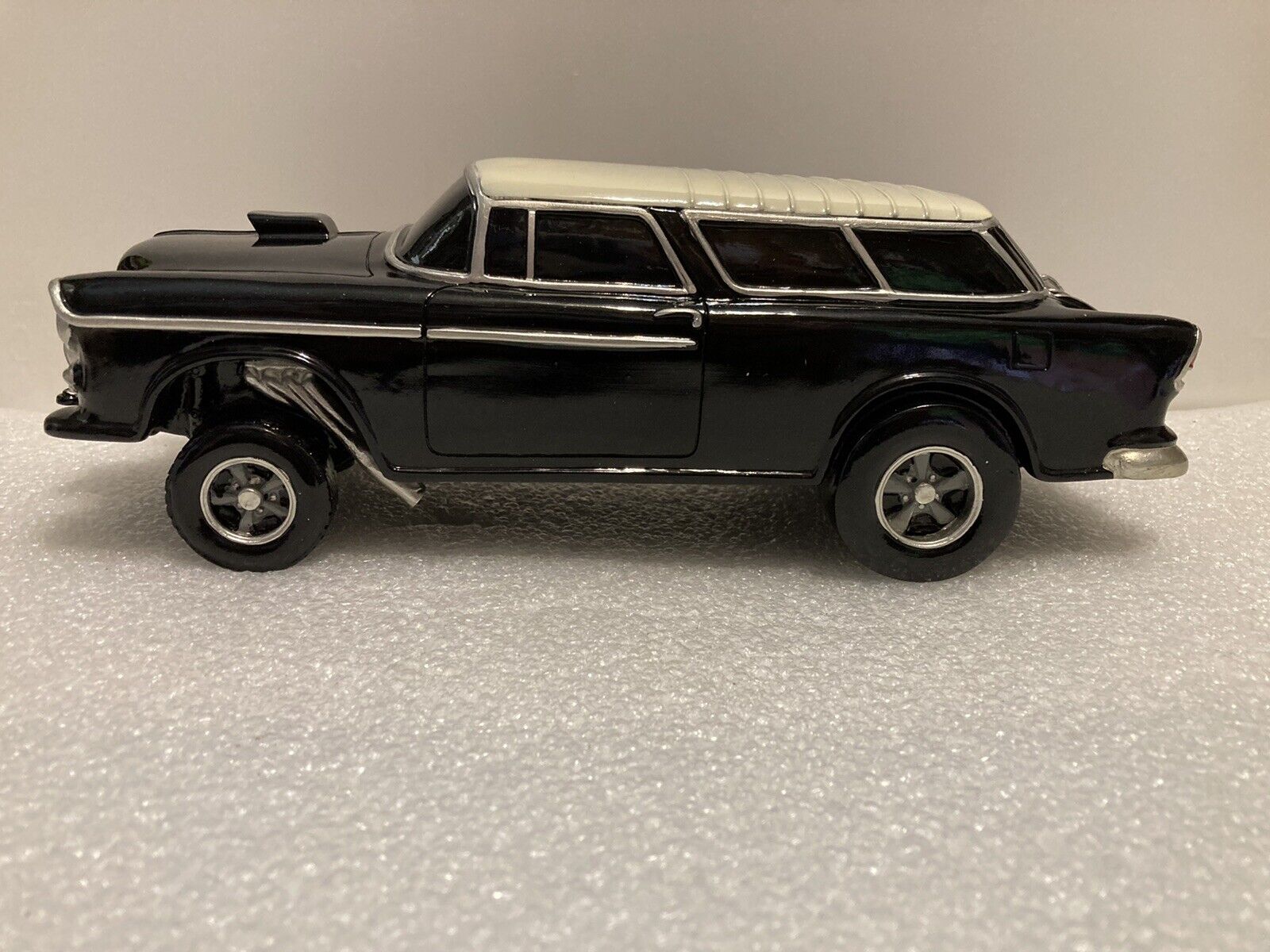 1955 CHEVROLET NOMAD GASSER RESIN MODEL CAR BLACK/WHITE ROOF. STATIC MODEL