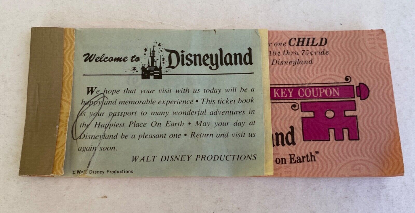 Disneyland 1974 Magic Key Child Coupon Ticket Book 