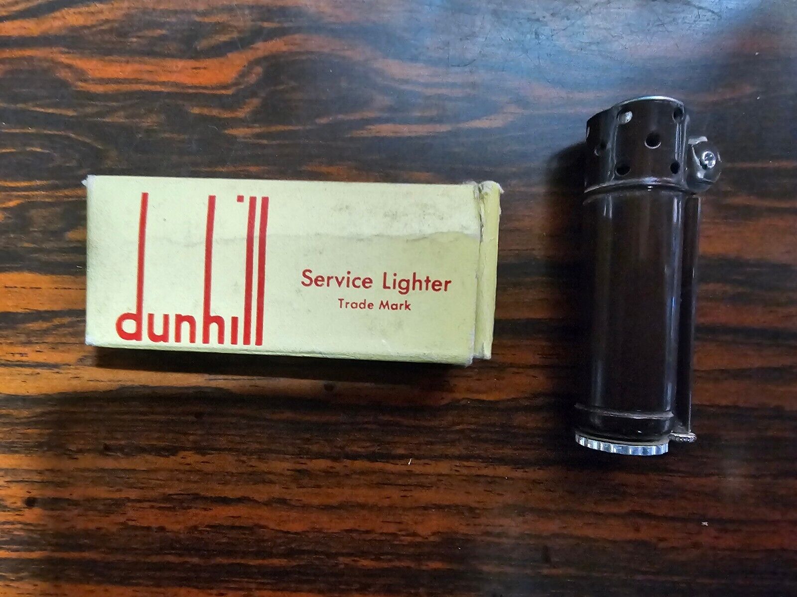 Vintage 1940\'s Dunhill WWII Service Lighter Rare Unused Original Box Dark brown