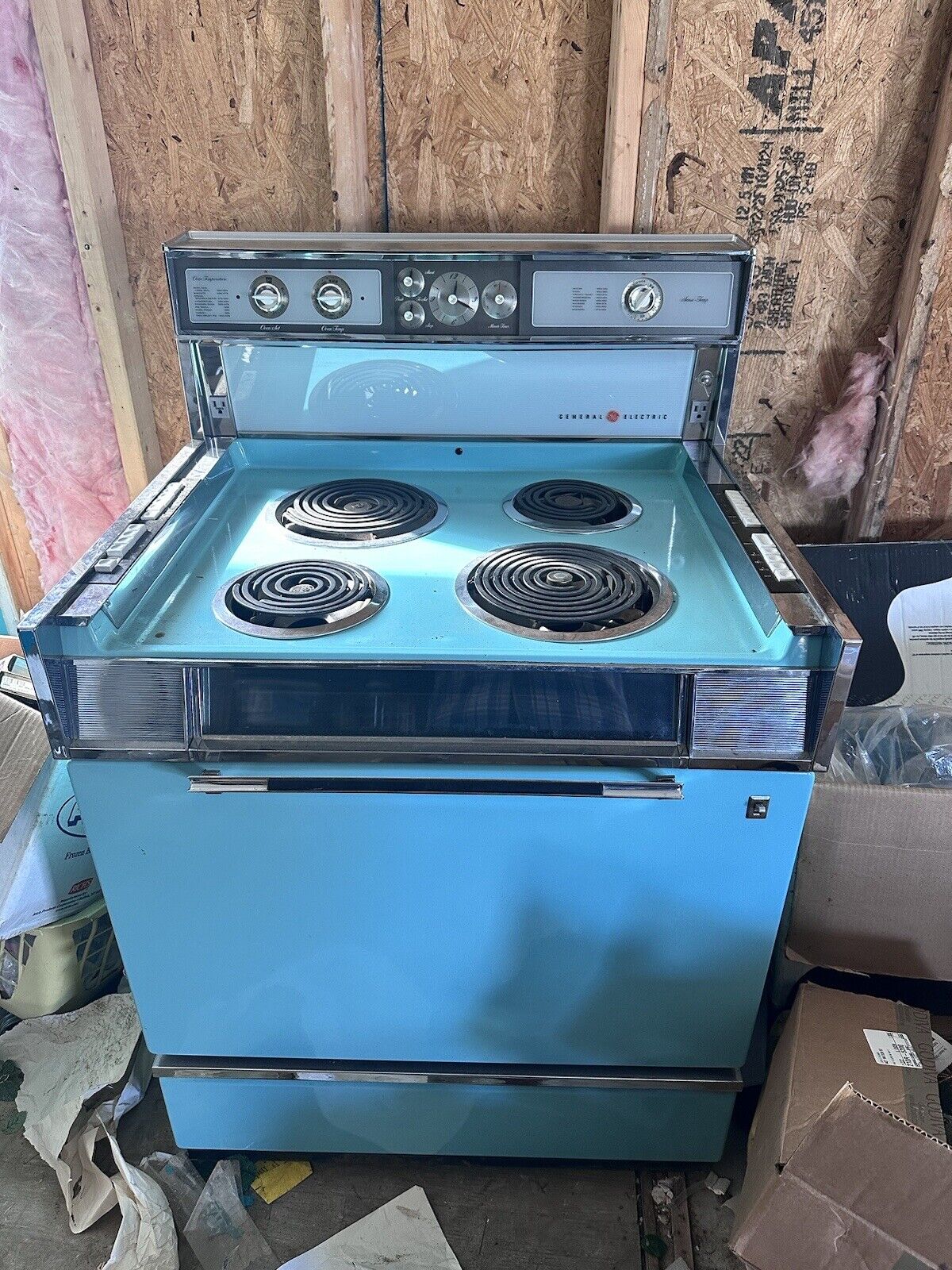RARE Vintage General Electric Turquoise Electric Stove