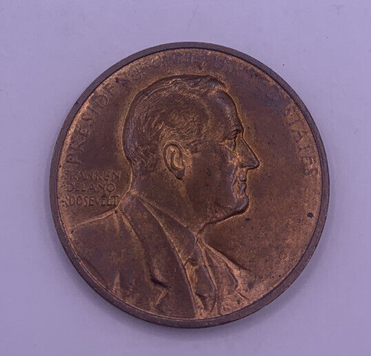 Vintage FDR President Franklin D Roosevelt in Memoriam Bronze Coin