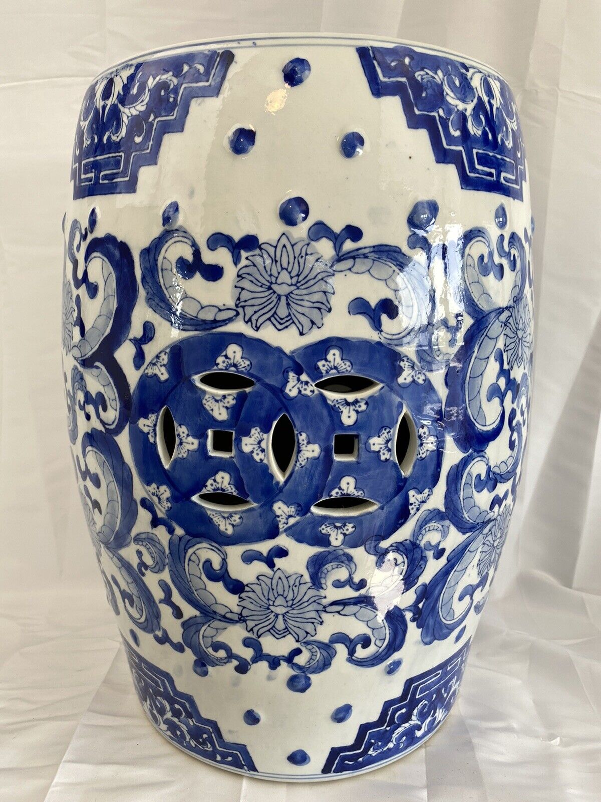 Chinese Chinoiserie Blue And White Ceramic Garden Seat 20th Century 18.5”H x 14”