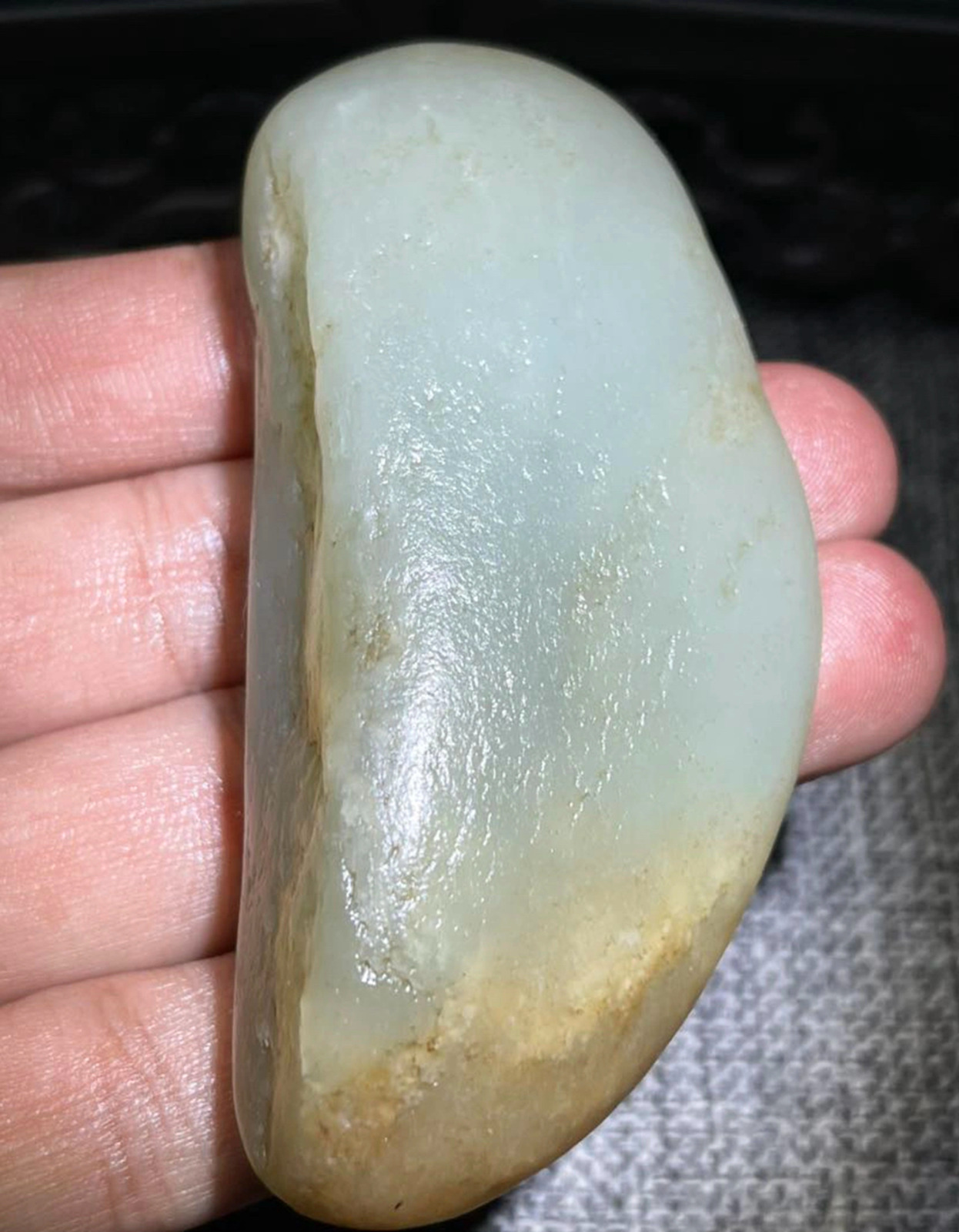 Certified 100% Natural Hetian jade(Nephrite) Raw stone 和田玉聚黄皮玻璃质感暖白籽料原石