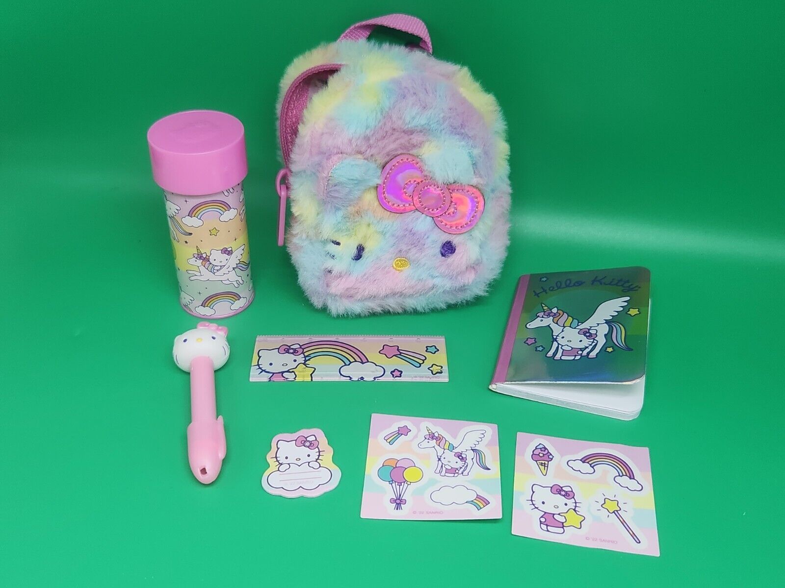 Real Littles HELLO KITTY Mini Backpack Faux Rainbow Fur Surprise Accessory Lot