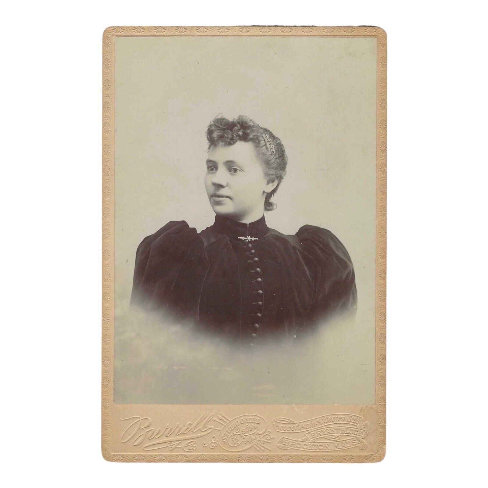 Antique Cabinet Card Photo Beautiful Victorian Woman HUGE Puffy Puffed Sleeves