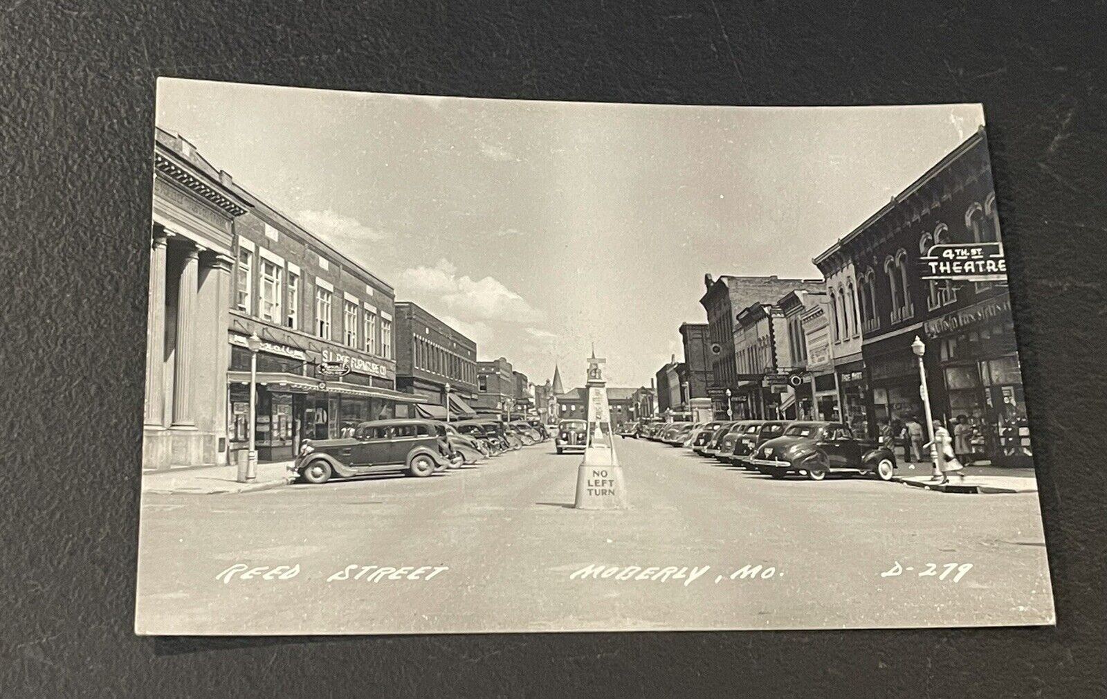 ORIGINAL 1948 Moberly, Missouri RPPC Real Photo Postcard - Reed Street
