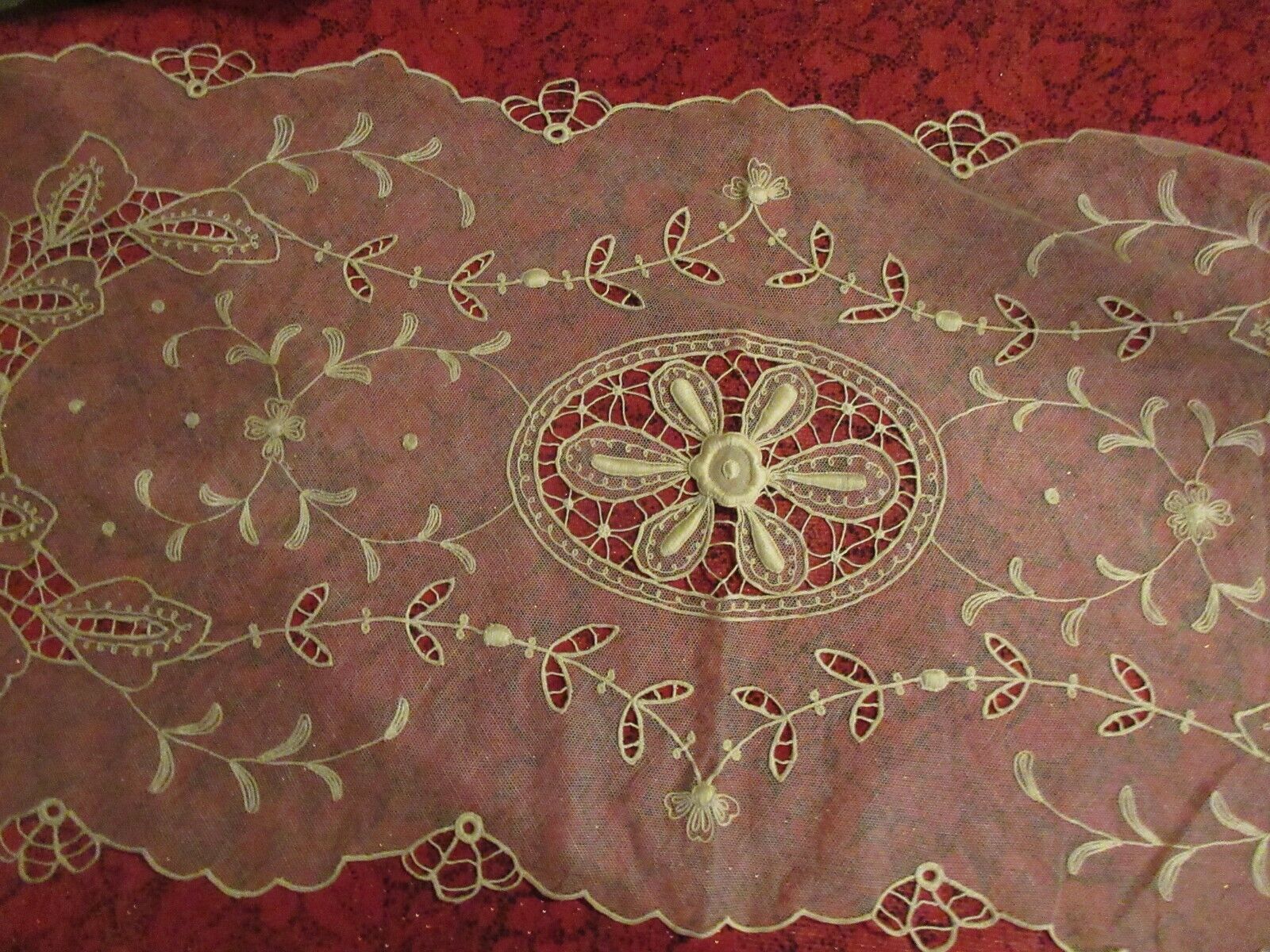 ~Antique 1930\'s Tambour Lace Table Runner, 42\
