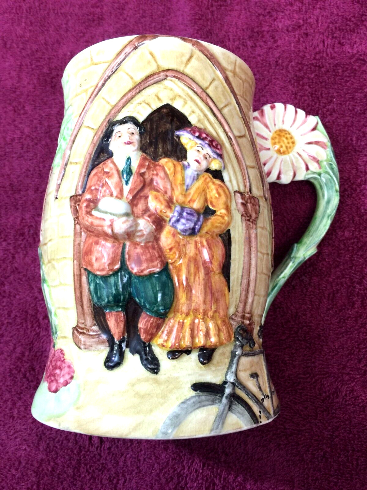 BEER STEIN VINTAGE MADE IN ENGLAND WORKING MUSICAL STEIN 6 x 4.25 x 6.25 INCHES