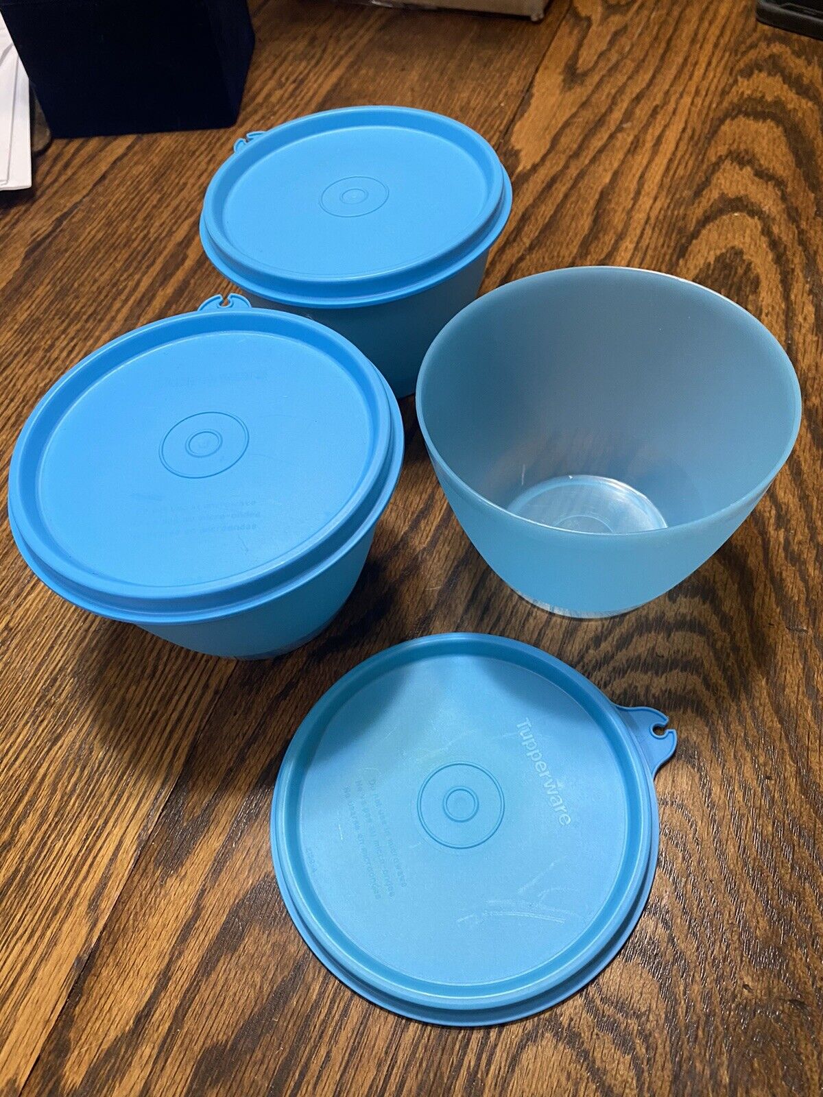 Tupperware Snack Bowls Blue With Lids Set Of 3