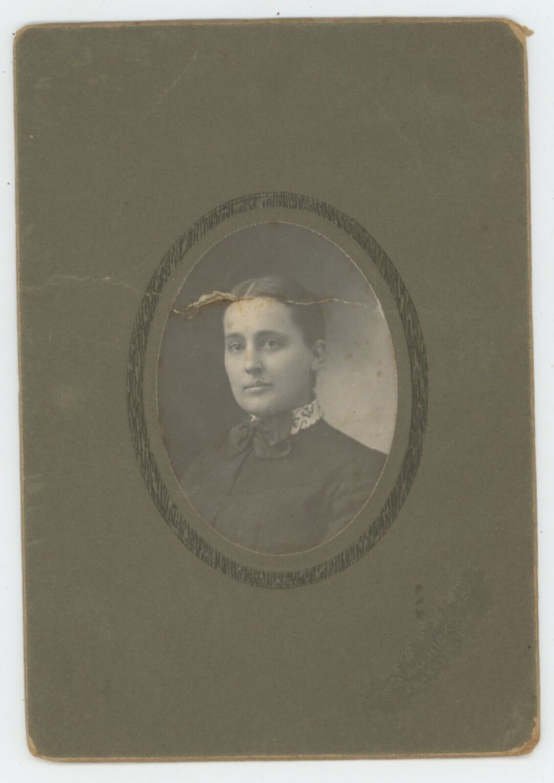Antique Circa 1880s 4x6 in Cabinet Card Beautiful Woman Hicks Franklin, IN