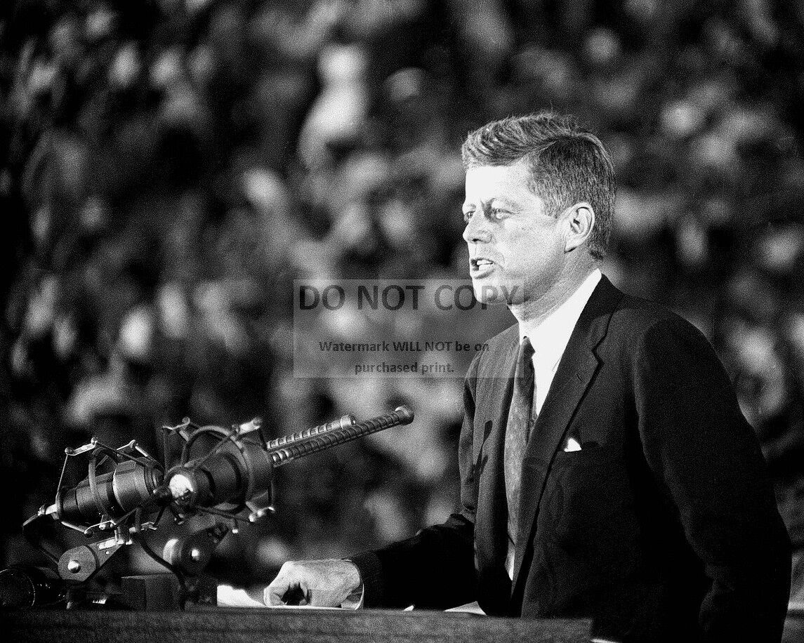 JOHN F. KENNEDY 1960 DEMOCRATIC NATIONAL CONVENTION - 8X10 PHOTO (BB-621)