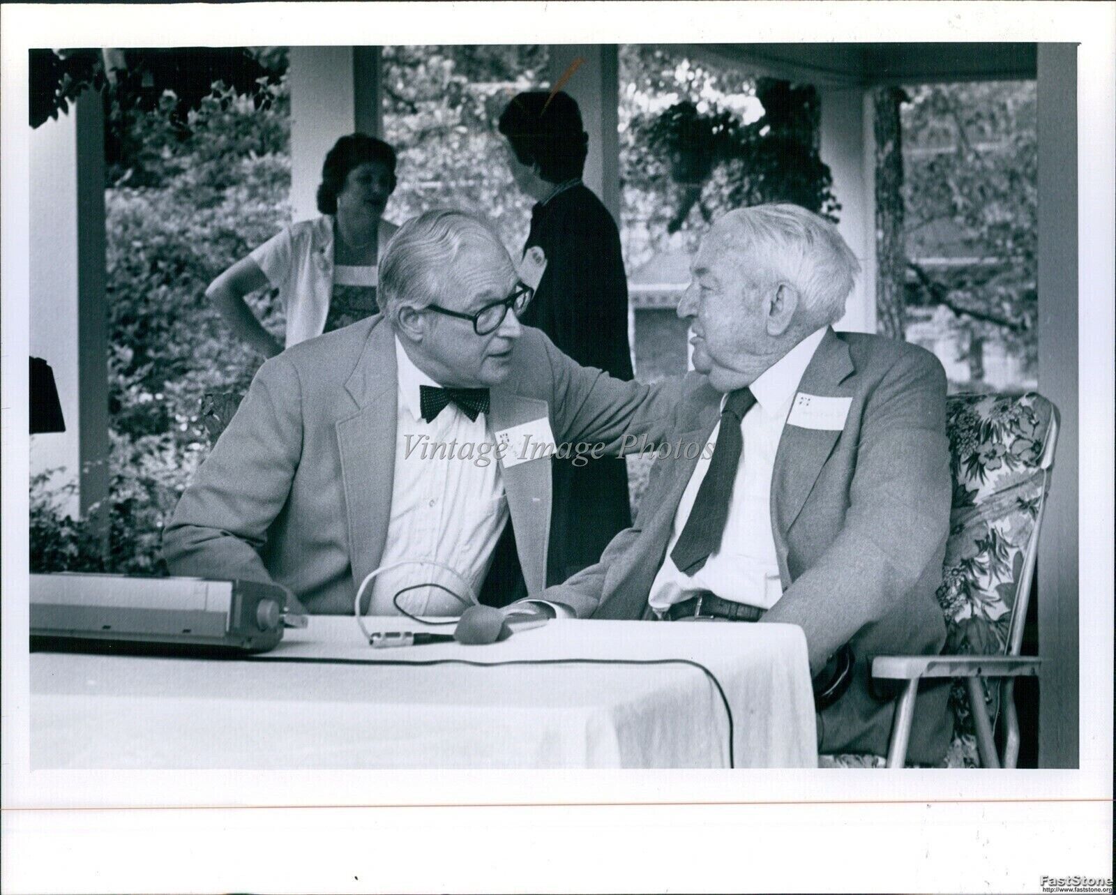 1983 San Erwin Jr Buttonholes Colleague At Patio Soiree Politics Photo 8X10