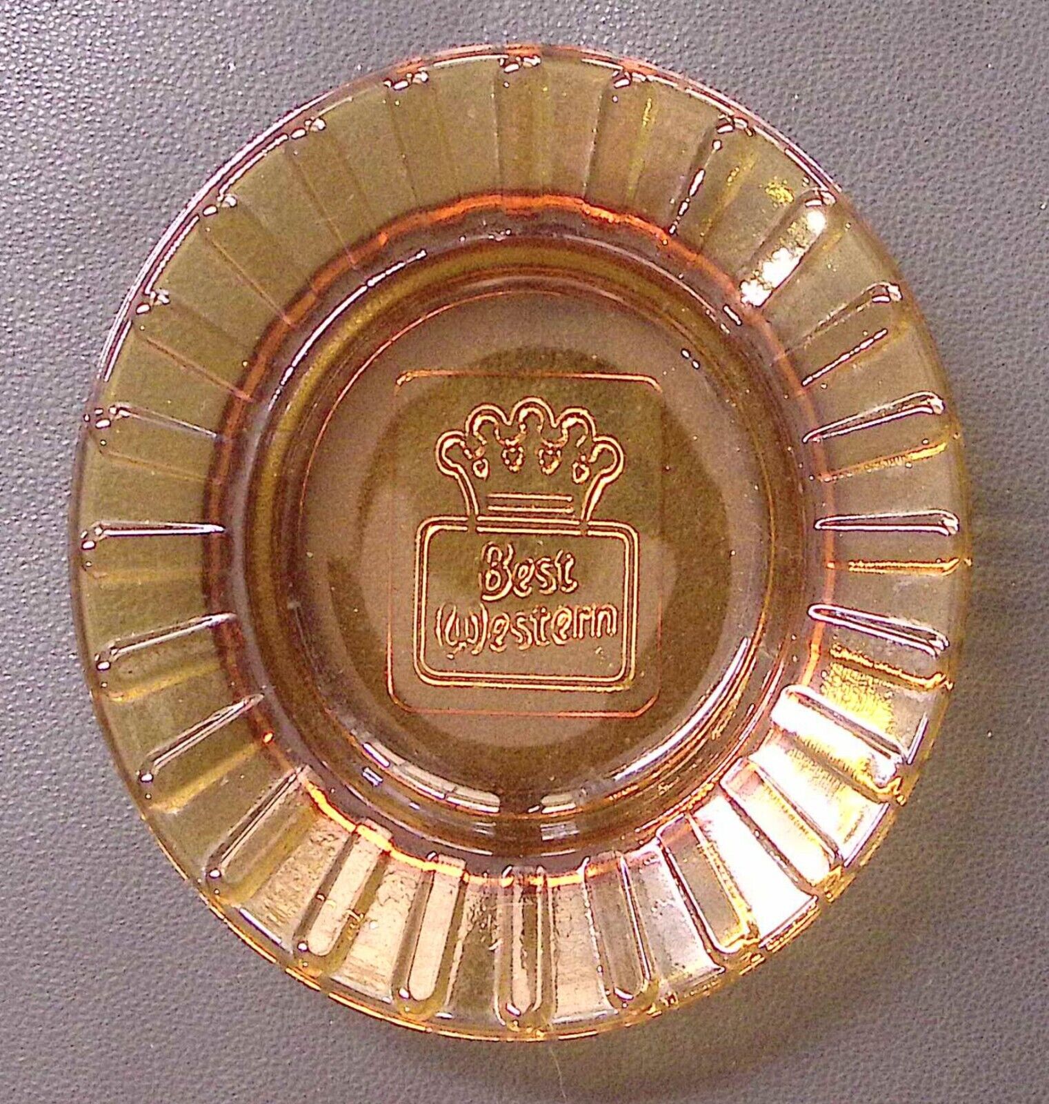 VINTAGE 1970s BEST WESTERN MOTEL ASHTRAY EMBOSSED AMBER GLASS ADVERTISING PROMO