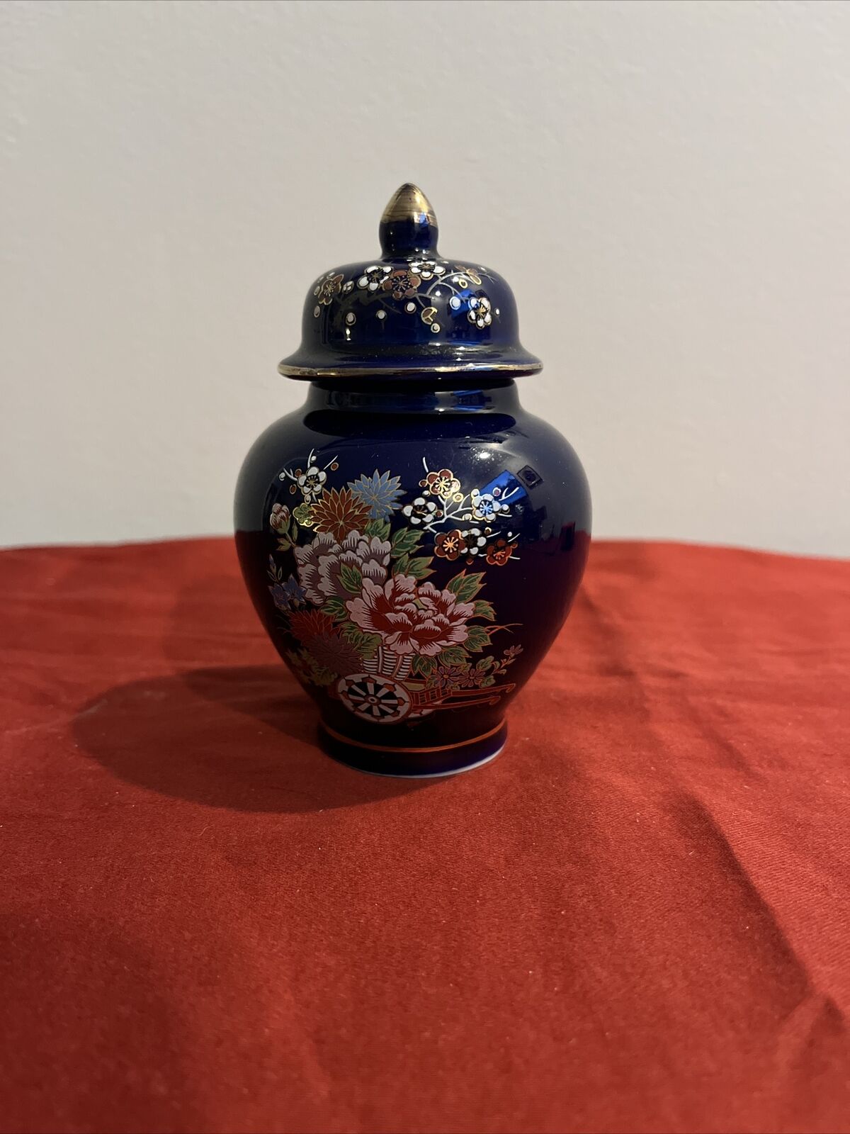 Vintage Navy Blue Floral Ginger Jar with Lid