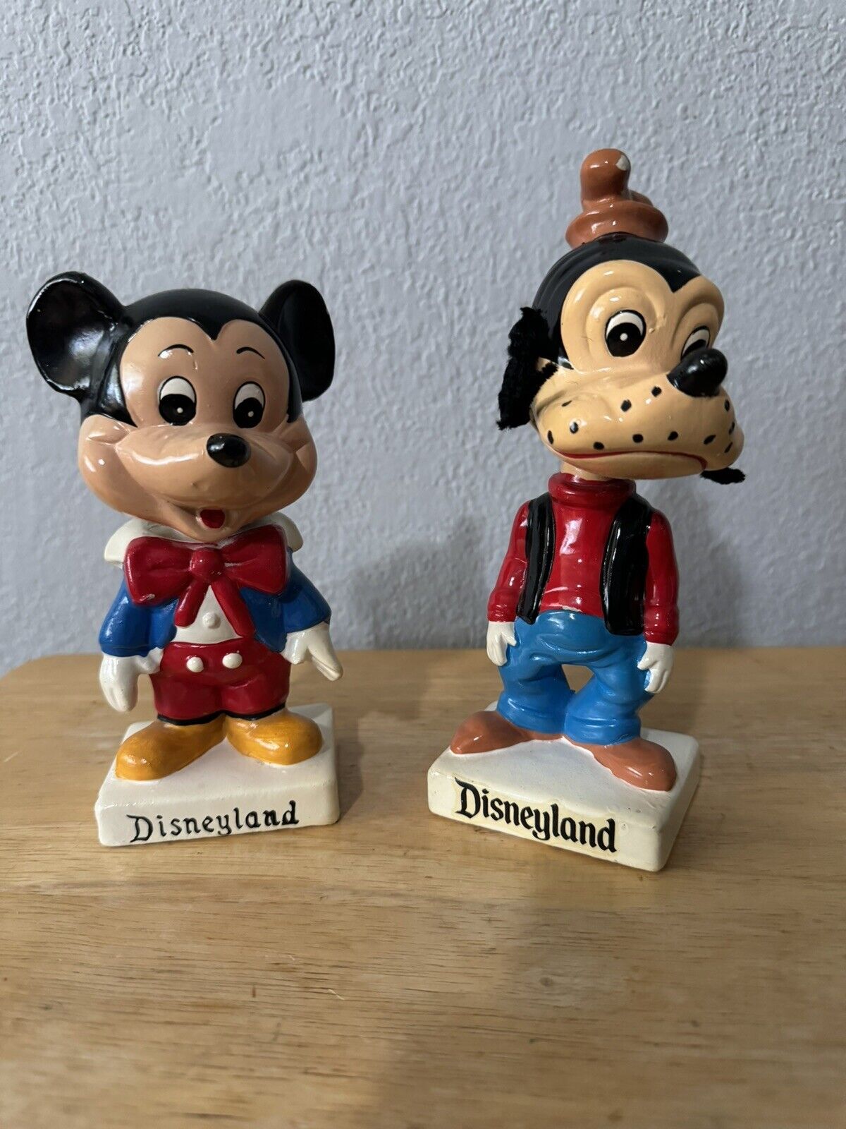 Vintage 1960s Disneyland Souvenir Mickey Mouse & Goofy Bobbleheads