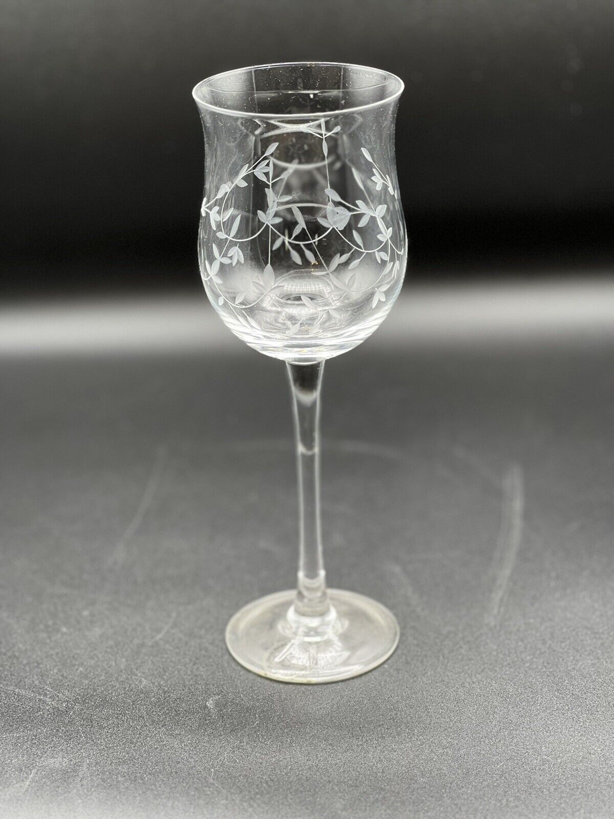 Lenox Heather Clear Tulip Wine Glass, 8 7/8\