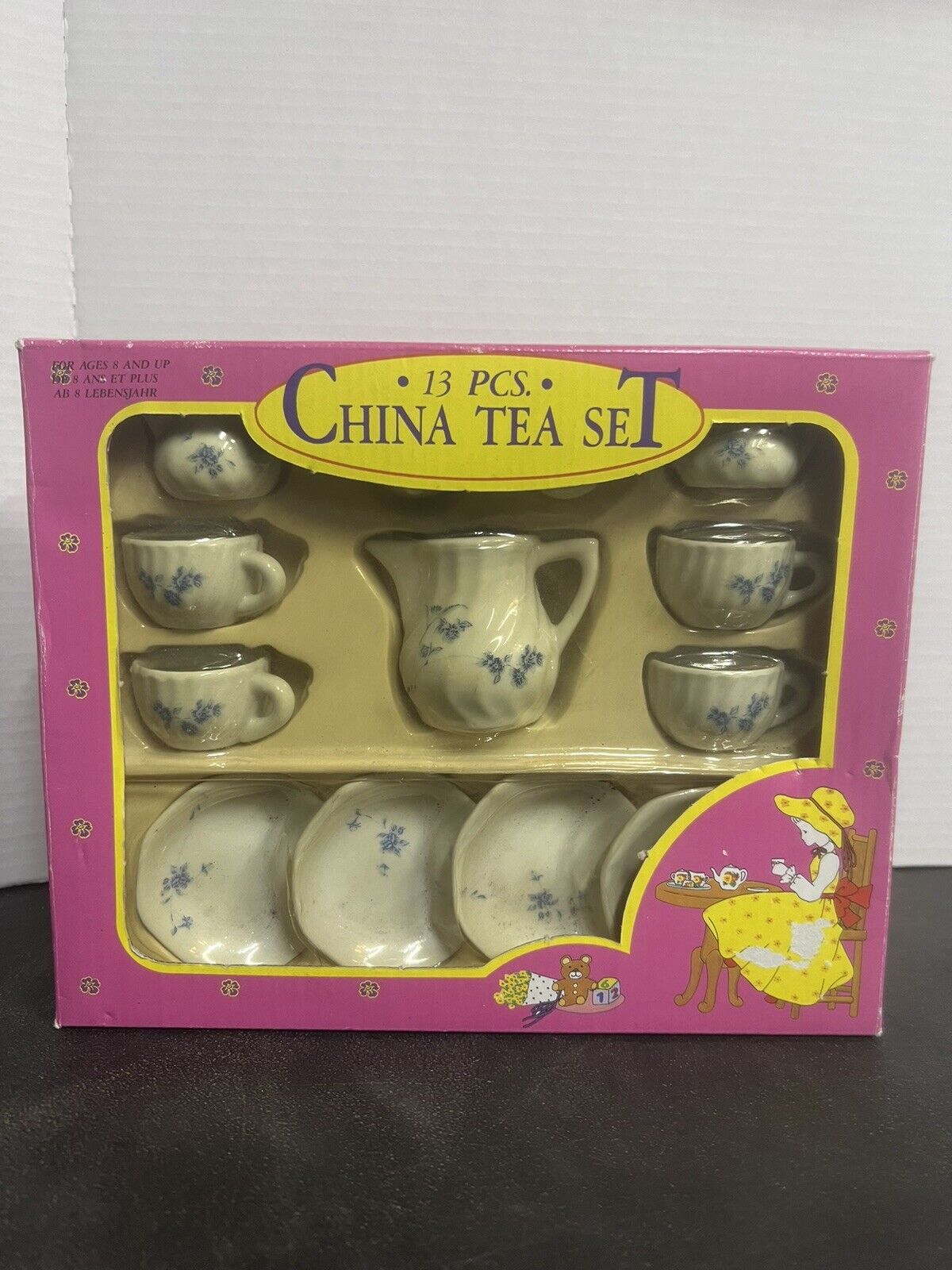 Vintage 13pcs China Tea in Pastel Floral Pattern Set New