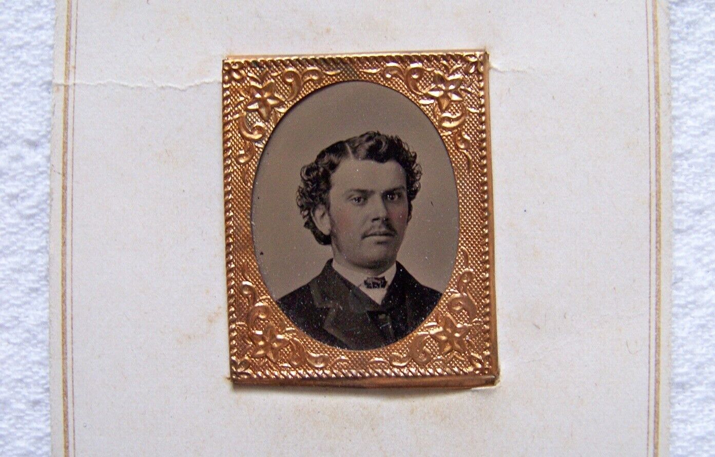 Antique Civil War Era A.C. TOWNSEND & CO. Tiny Framed CDV Portrait Photograph
