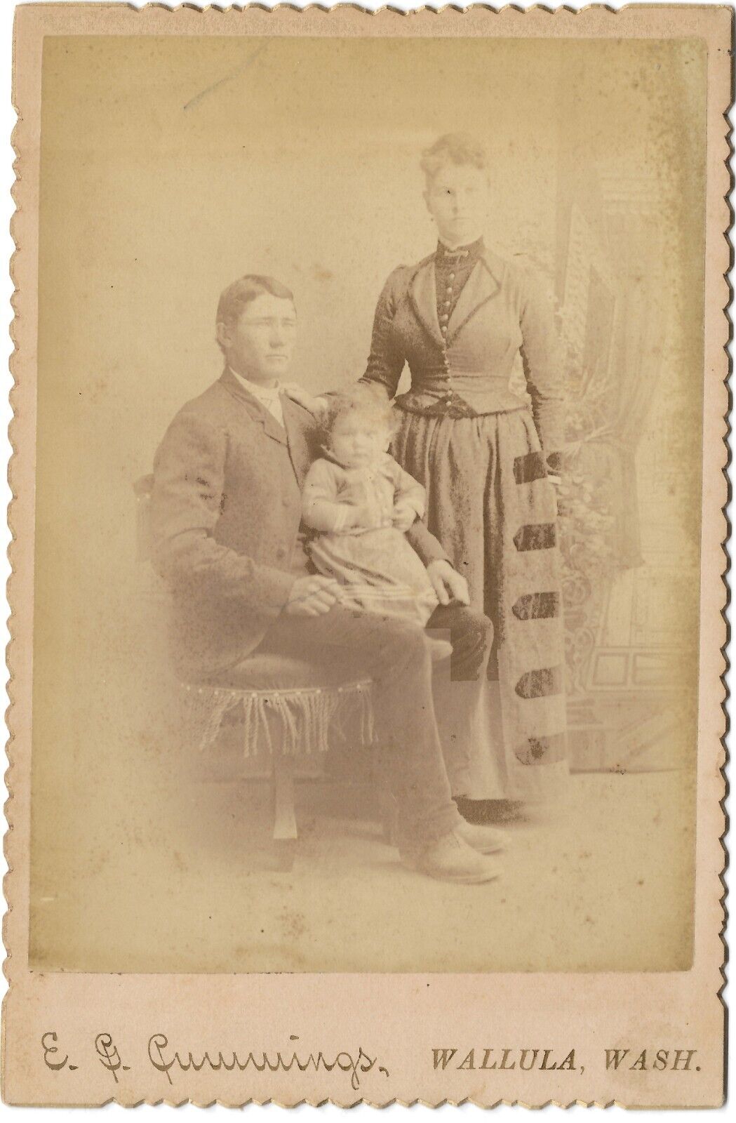 Walter Bradshaw Antique Cabinet Card CDV Photograph of Family Surname Bradshaw