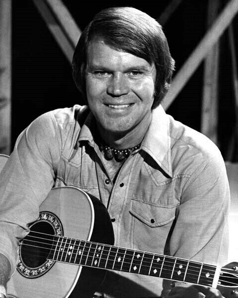 Glen Campbell classic 1960\'s portrait with his guitar 8x10 real photo