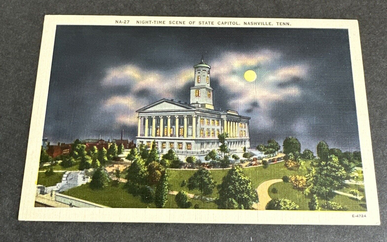 Postcard: Night-Time Scene-State Capitol Building-NASHVILLE, Tennessee