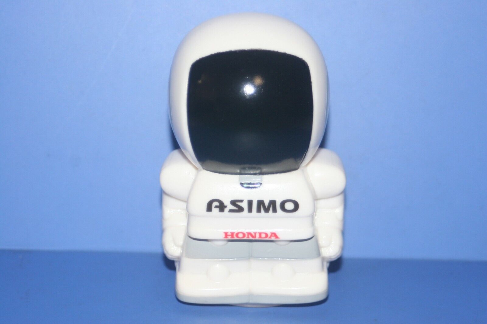 Honda ASIMO Robbot Figure 3.94\