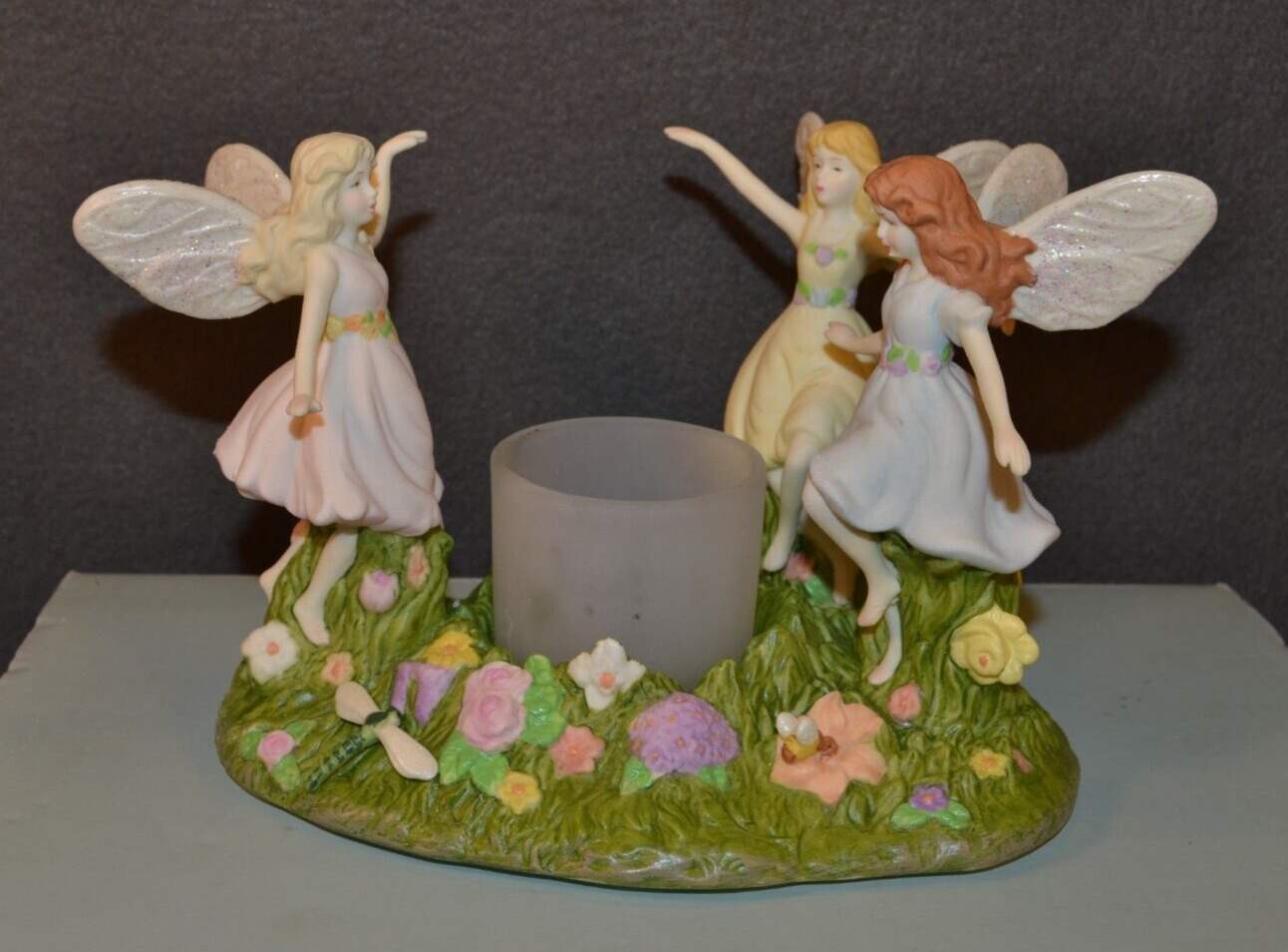 Vtg Partylite Dance of the Fairies P7339 Porcelain Candle Holder Glitter Wings