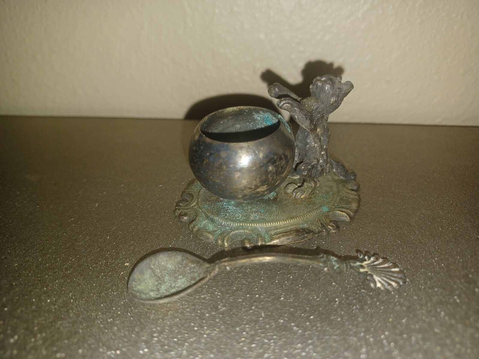 RARE Antique cat spoon bowl inkwell?