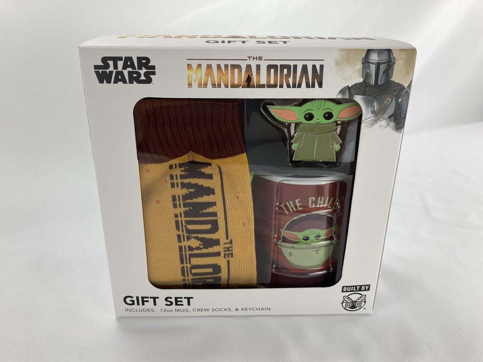 Star Wars The Mandalorian Gift Set w Mug, Crew Socks (Fits Most) & Keychain