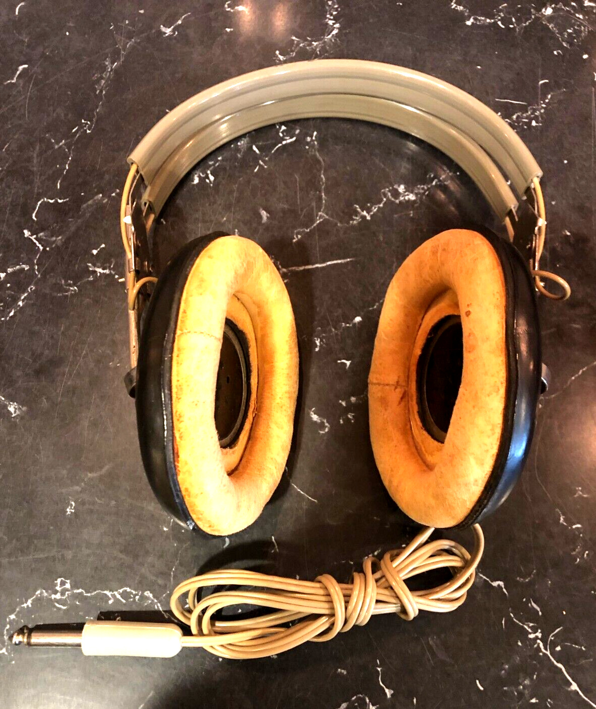 Vintage Rare WWII NAF-48490-1  Headphones