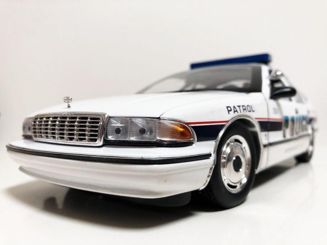 Ut Model/Chevy Chevrolet Caprice Police Car 1/18 Out Of Print