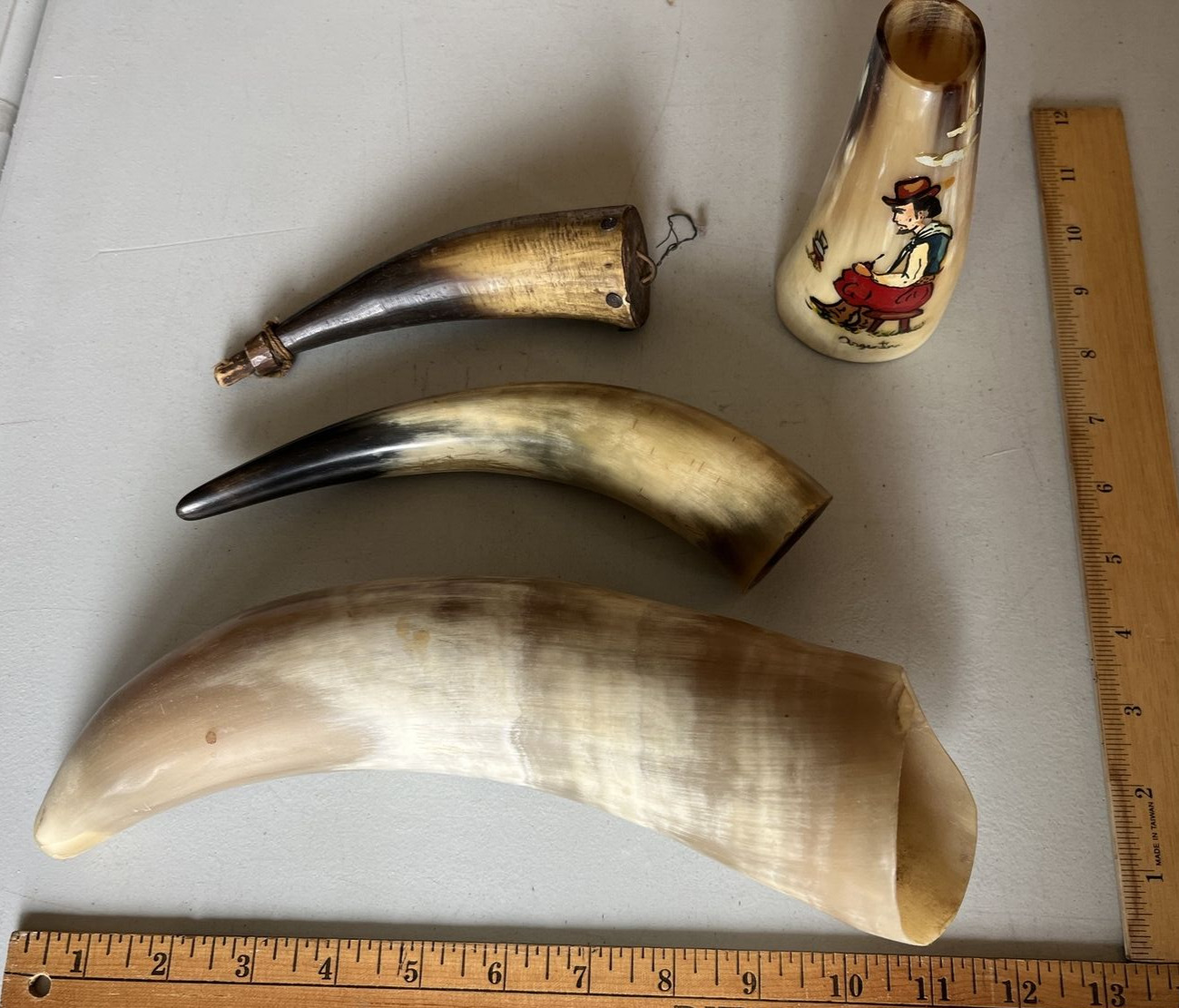 Lot 4 Cow Bull Horns - (1 Powder Horn) For Handles Powder Flasks Cups Crafting