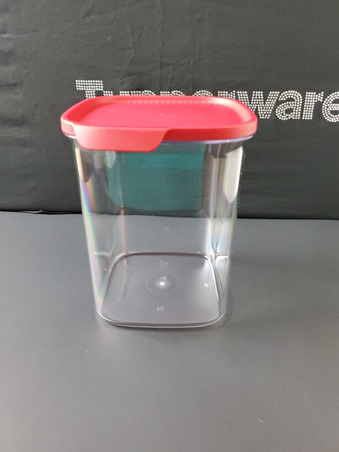 Tupperware Ultra Clear Elegant Square Container with Red Seal Lid 3.7 / 15.5 Cup