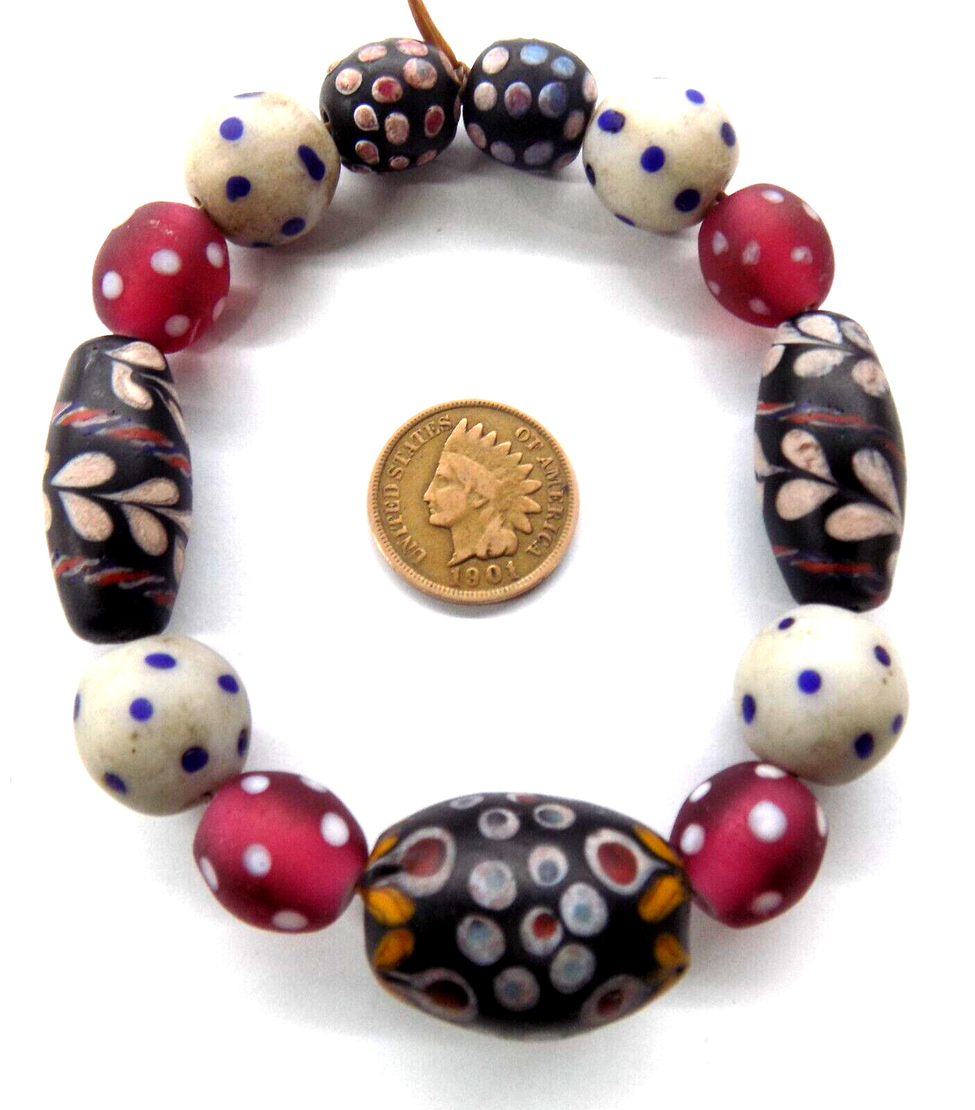 Lewis & Clark Strand Ambassador Eye White Center Eye African Trade Beads Bin 66