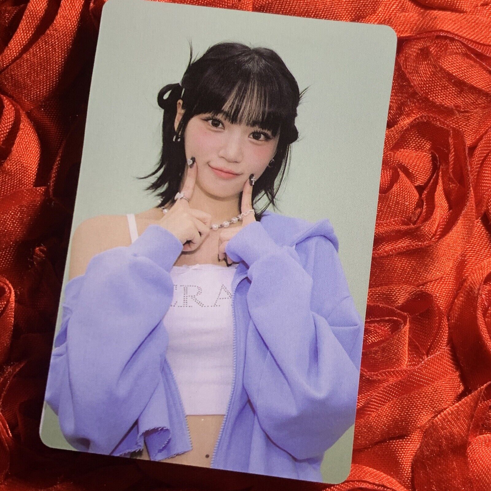 CHAEWON LE SSERAFIM Tiffany Blue Edition Celeb K-pop Girl Photo Card Blue Smile