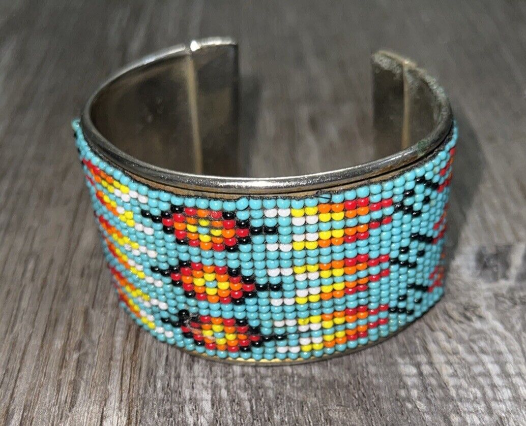 Native American Styled Beaded Bracelet cuff Southwest diamond pattern 