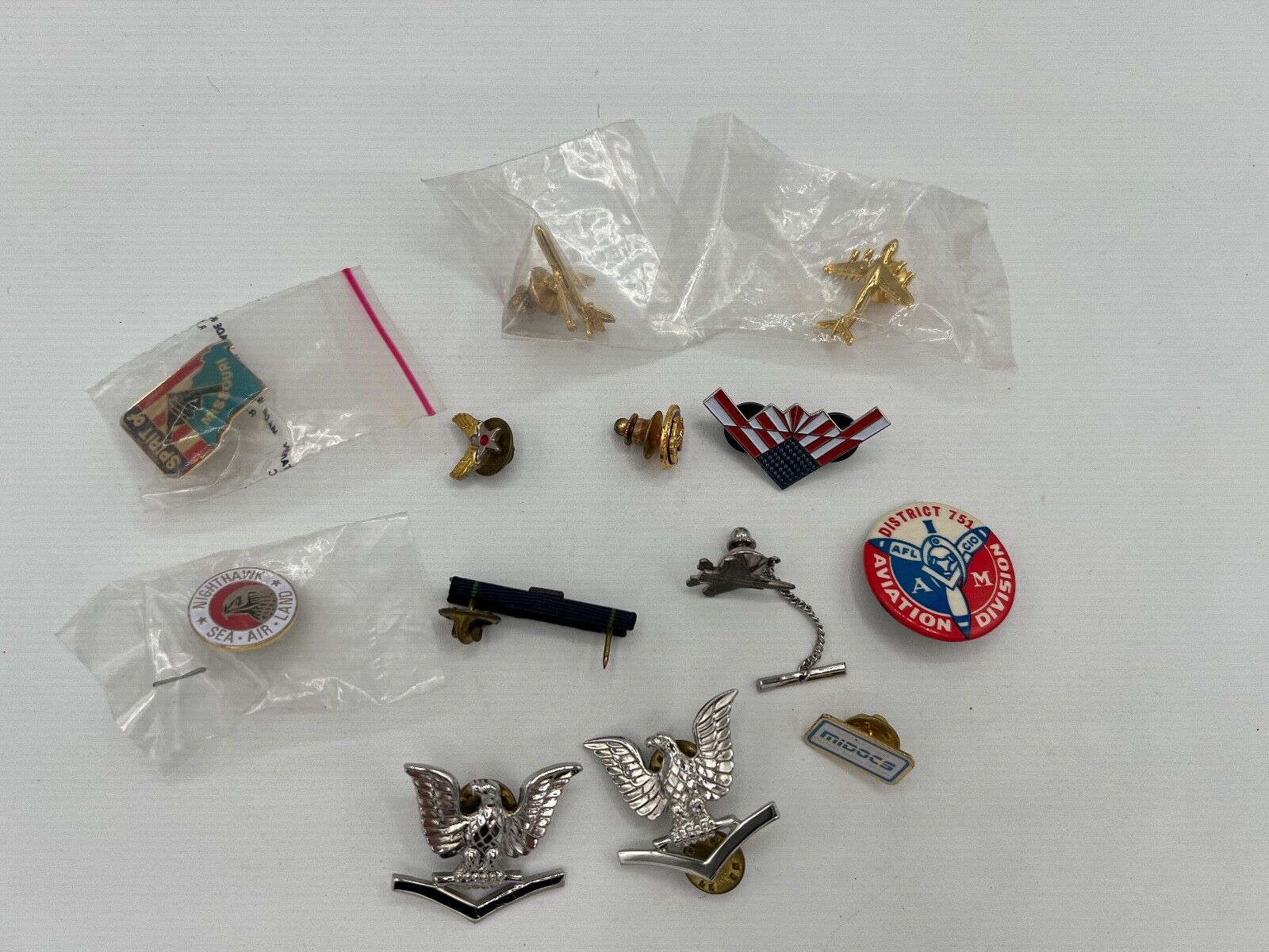 Vintage Militray Navy Air Force Uniform Pins Aviation Various Lot Collectibles