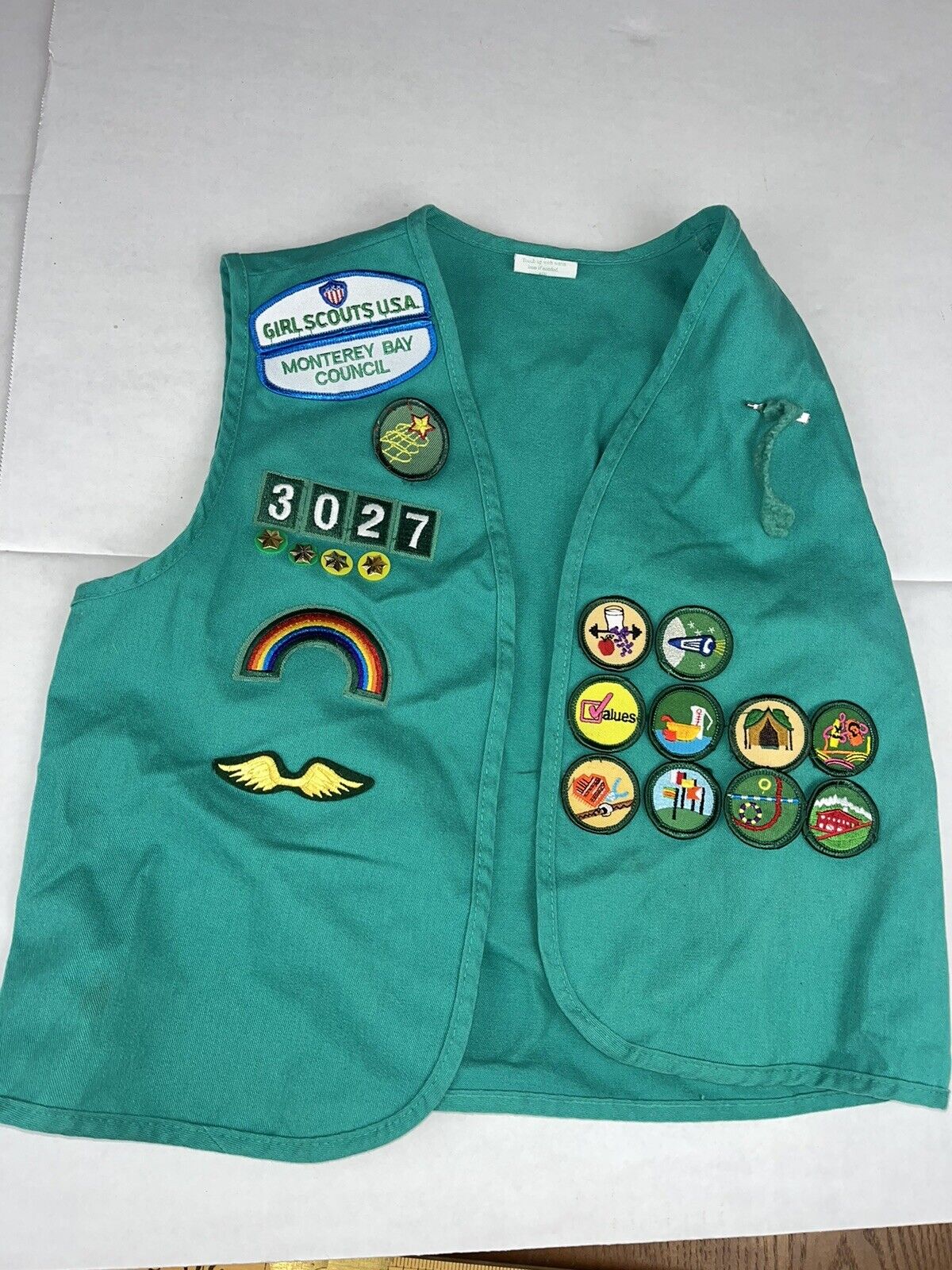 Vintage - Girl Scouts Vest with 20 + Patches And 4 Pins  Troop # 3027