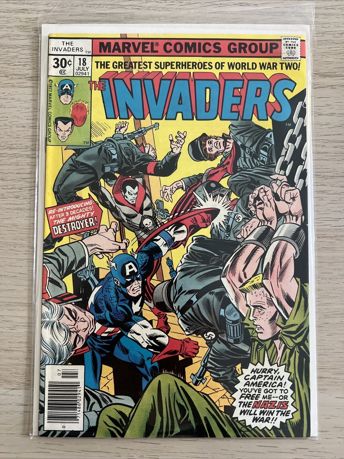 Invaders #18 (1977) The Destroyer 1st Appearance Marvel Comics