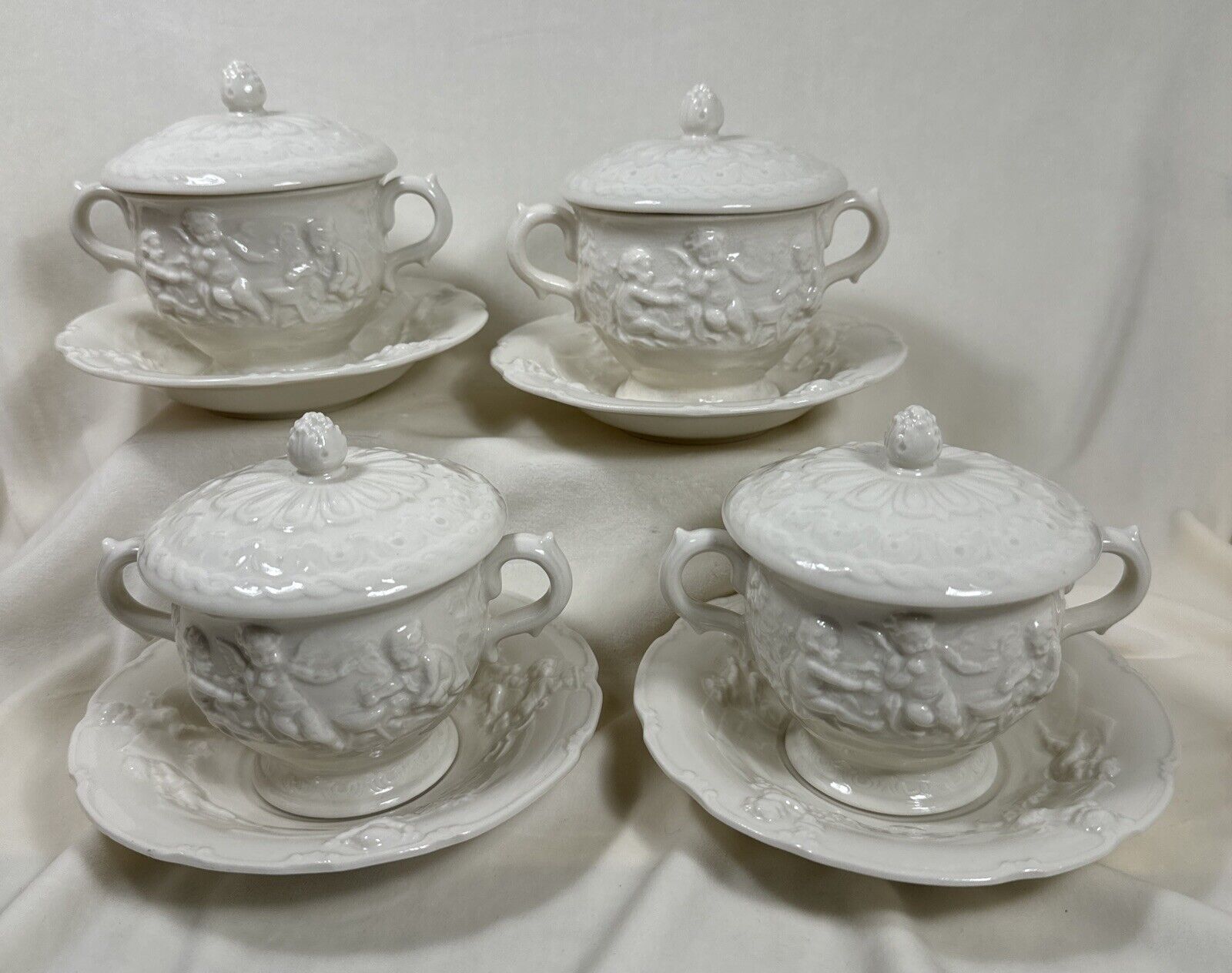 4-Vtg 1930s Von Schierholz Capri Cherub Porcelain German Cream Soup Cups RARE