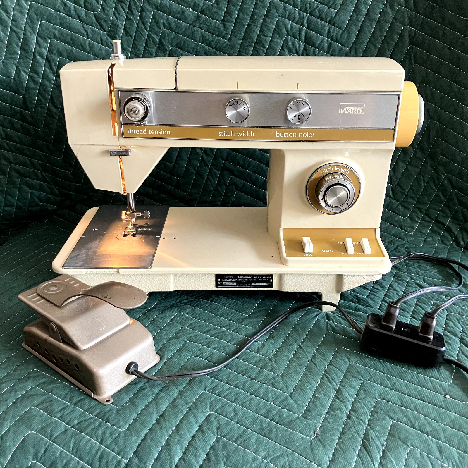 Vintage Montgomery Ward Sewing Machine Model UTH 1296 with Foot Pedal Tested