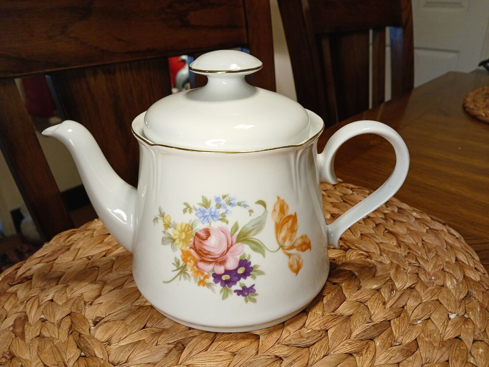 Vintage East Germany Porcelain Teapot JLMENAU Double Sided Floral Henneberg