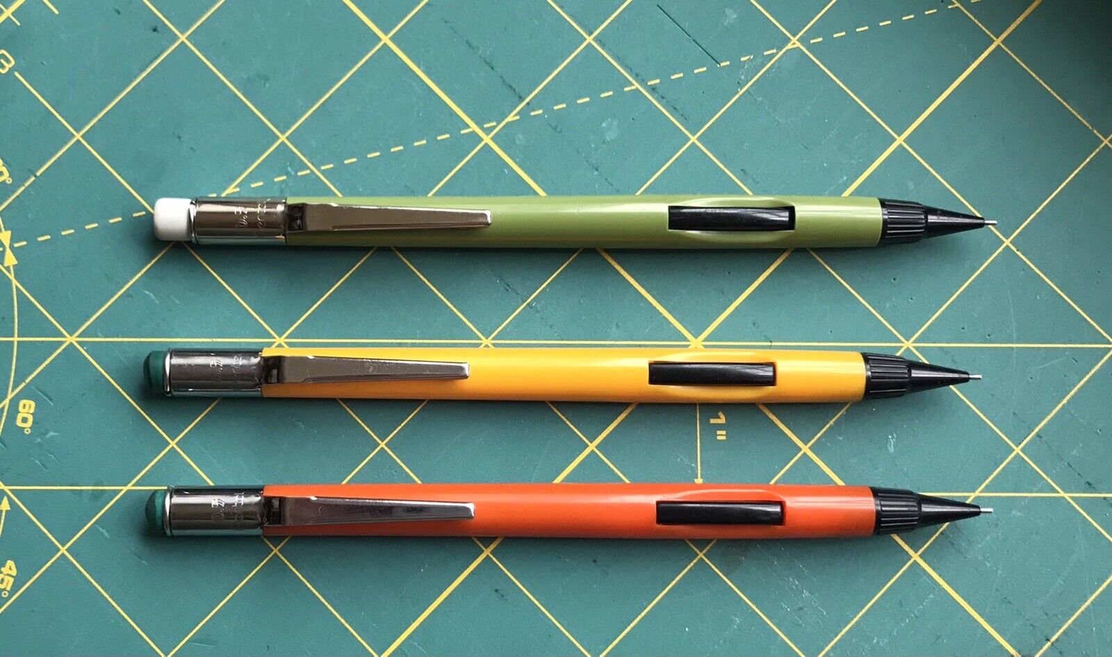 Three Vintage PENTEL Quicker Clicker Mechanical Pencils PD 345  0.5mm Japan
